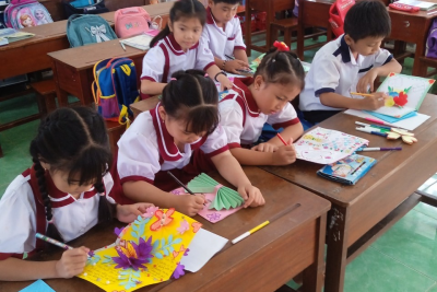Lớp 2A2 tham gia tốt các hoạt động chào mừng kỷ niệm 41 năm Ngày Nhà giáo Việt Nam 20/11