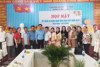 Họp mặt Ngày Nhà giáo Việt Nam 20/11